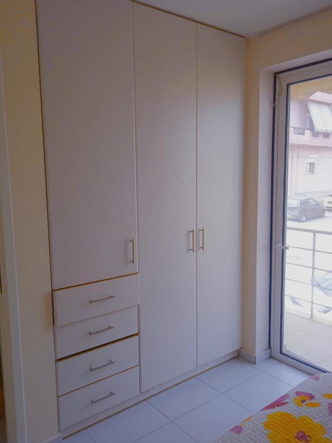 Lávrion Demy'S Apartment מראה חיצוני תמונה